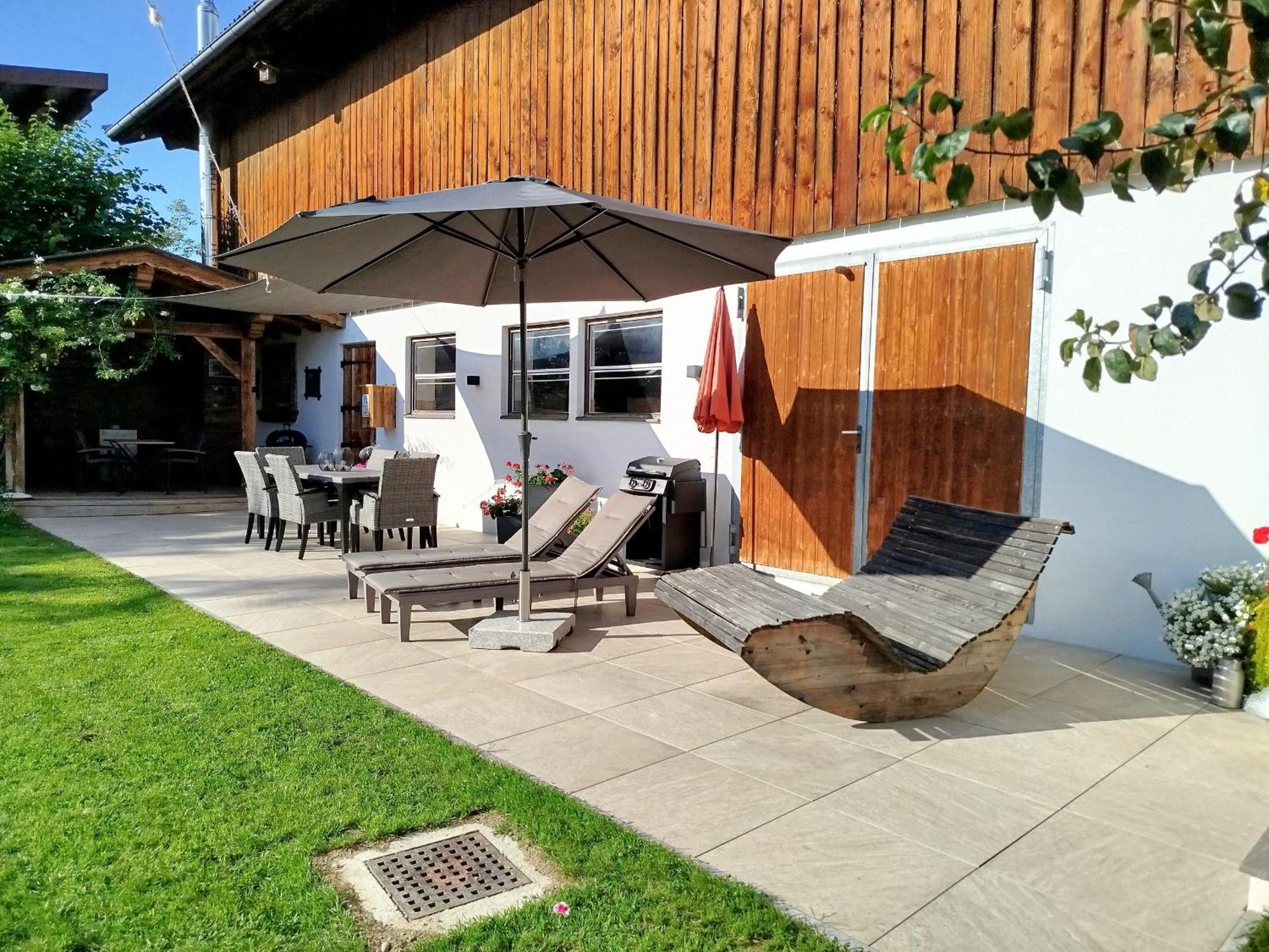 Biobauernhof Schuster Apartment Hopfgarten im Brixental Luaran gambar
